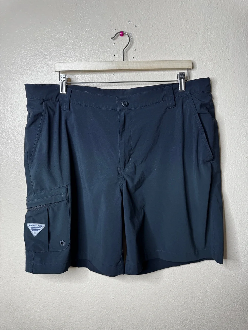 Columbia PFG Mens 38W Shorts Black Stretch Cargo Fishing 8 Inseam